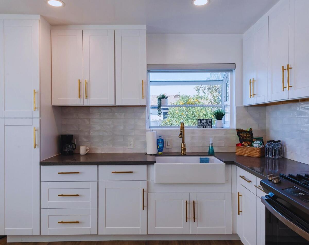 Cozy Modern 3 Bed 1 Bath Home - Pet Friendly! Lawndale Eksteriør bilde
